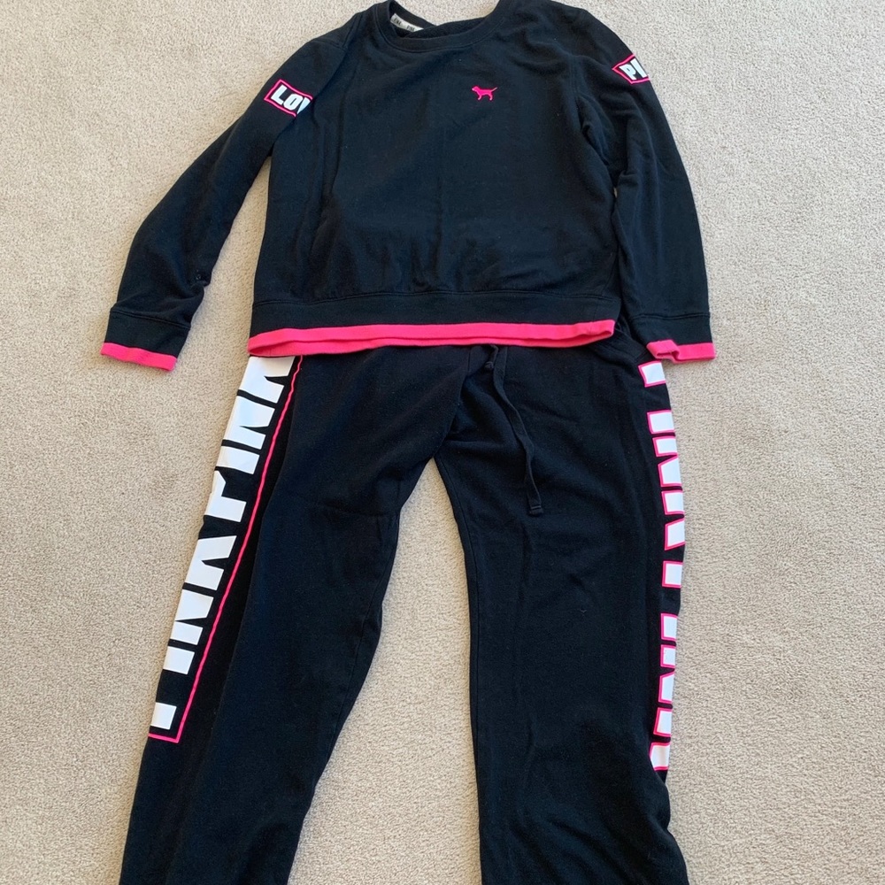 Victoria Secret’s PINK sweat set